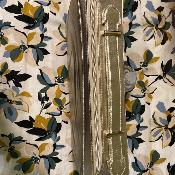 LANCOME Paris Gold Cosmetic Case - Picture 3 of 6